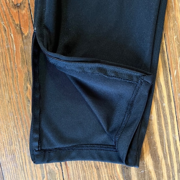 Adidas Women's Soccer Tiro 17 Training Pants Blk/Blk EUC size 16-18 - Picture 9 of 13